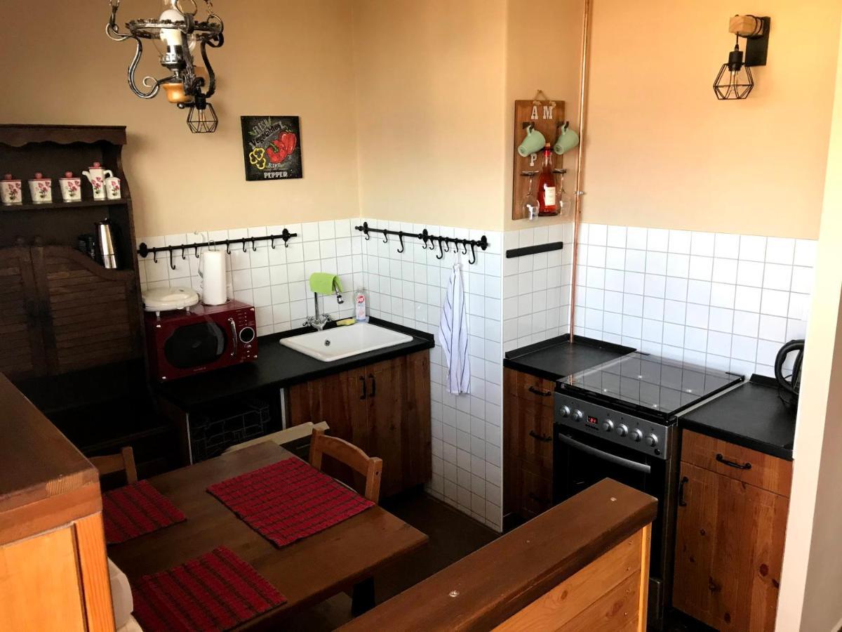 Appartement Dany Rose Apartman à Eger Extérieur photo