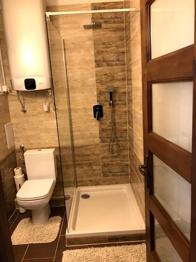 Appartement Dany Rose Apartman à Eger Extérieur photo
