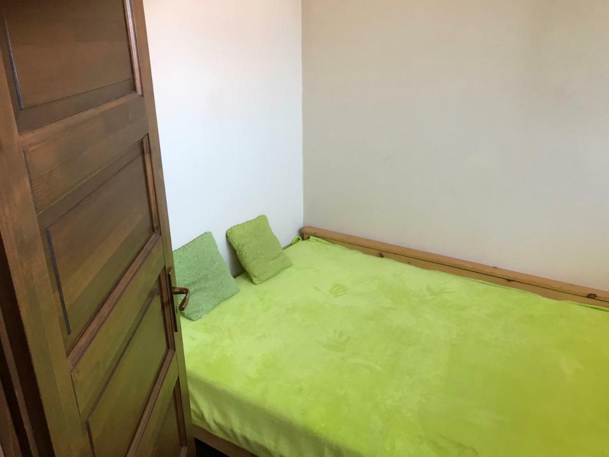 Appartement Dany Rose Apartman à Eger Extérieur photo